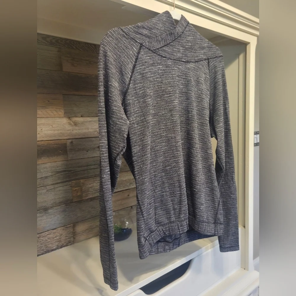 Lululemon Athletica Healthy Heart Pullover II Hoodie- In Coco Pique